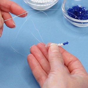 A beaded necklace "infinity" easy to make - DIY jewelry! | Miarti - Creative ideas