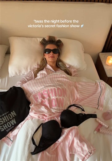LA here I come 🎀🪽✈️ @Victoria's Secret | victorias secret fashion show