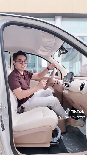 Xe 5 cửa Wuling Macaron giá chỉ 269tr