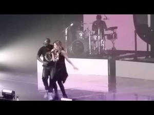 Maitre Gims: (Vitaa ft. Maitre Gims) Game over (Montpellier : Warano Tour)