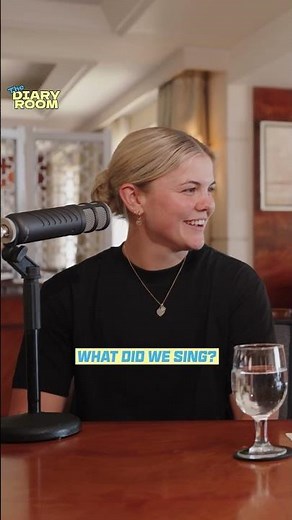 Phoebe Litchfield and Georgia Voll are multi-talented cricketers! 🎶 #cwc25