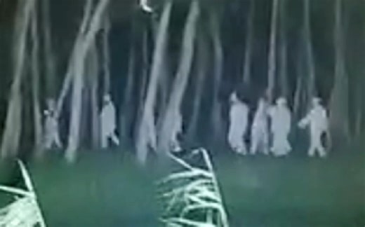 户外探险小龙中元探坟百鬼夜行！小龙崩溃！（究极核能\u002F封神）