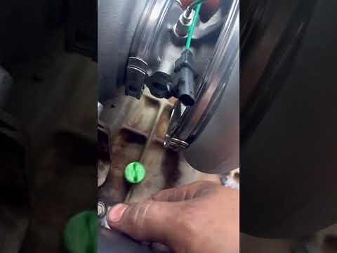 2015 Freightliner Cascadia Detroit DD15 turbo replacement - fault SPN 2631 FMI 1