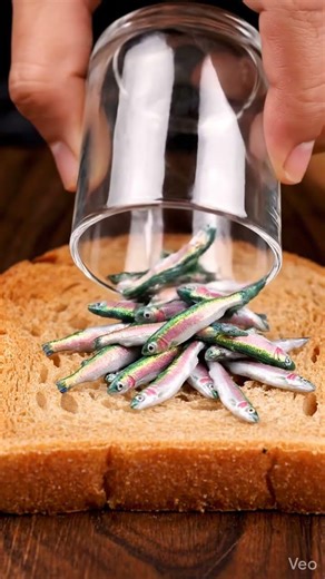 Toasted bread fish #trending #viral #shortvideo #explorepage #ai
