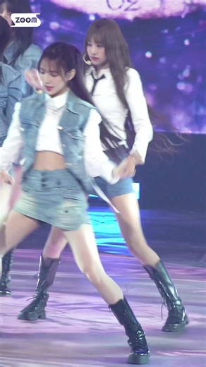 이즈나 유사랑의 'TIME BOMB' 직캠 4K