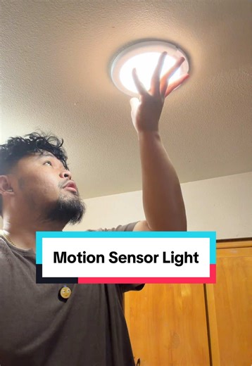 This motion sensor ceiling light is actually genius #tiktokshopfinds #homegadgets #homehacks #homeimprovement