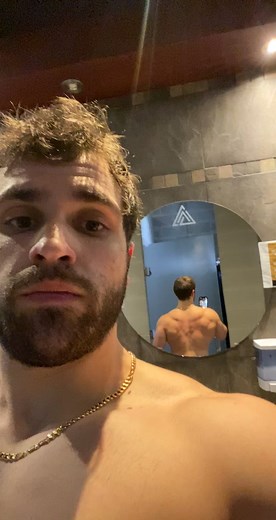 Getting better everyday. Just wait till I’m 240 lbs. follow for more bodybuilding progress #fyp #fypシ #gym #workout #bodybuilding #transformation #gymtok #gymlife #abs #sexy #muscleman #muscles #RBCPodiumPose #MyStarbucksOrder