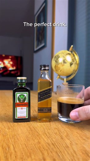 Saturn Smoker on Instagram: "The perfect drink… #drink #cocktails #whisky #whiskey #smoky"