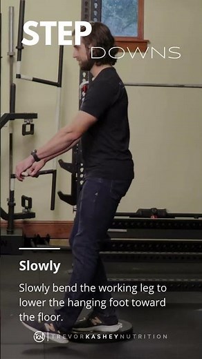 Step Downs (on Plate) – How to Perform It Correctly | Trevor Kashey Nutrition