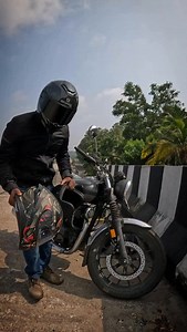 536K views · 3.2K reactions | Full face or half face helmet? Which motorcycle helmet should you buy for your safety? #motorcycle #helmet #safety | KLRider | Facebook