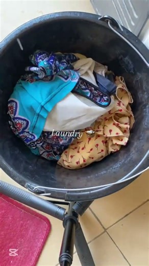 Doing Laundry is not something I enjoy doing but adding content made it fun 🤩 #fyp#homevlog