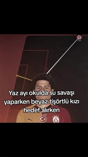 Yaz Ayı Su Savaşı: Beyaz Tişörtlü Kız