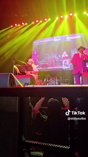 Oldies Vibe on TikTok