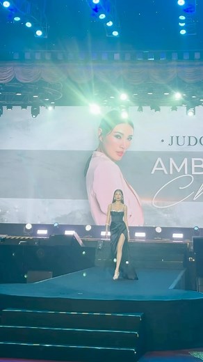 10K views · 730 reactions | Face of Malaysia 2024 Grand Final. Honored to be part of this. Thank you so much once again for having me @lennard.tan @faceofmalaysia.my Congratulations to all the finalists & award winners! Well done! Great show!  对我来说，每一位都是冠军！你们太棒了！朗 Wearing @dresscode.my  #amberchia #faceofmalaysia #fom2024 #faceofmalaysia2024 | Amber Chia | Facebook