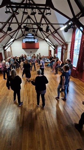 Having fun with the line dance to Shivers last Sunday at the social dance 💜💙 #lindyfit #dance #social #linedancing #loveit | Lindyfit