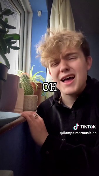 Jack Black Singing 'Peaches' - Musical Performance