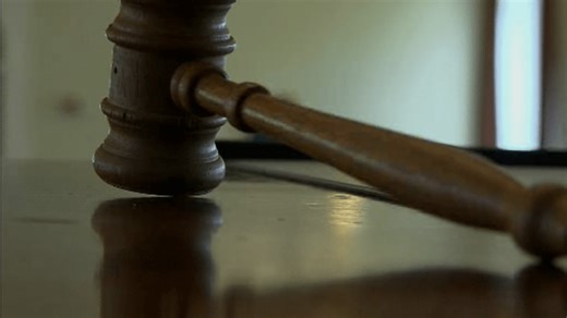 Guilty plea by El Chapo cohort planned as cartel offensive starts