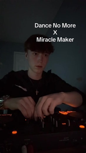 House Mashup Transition: Dance No More x Miracle Maker
