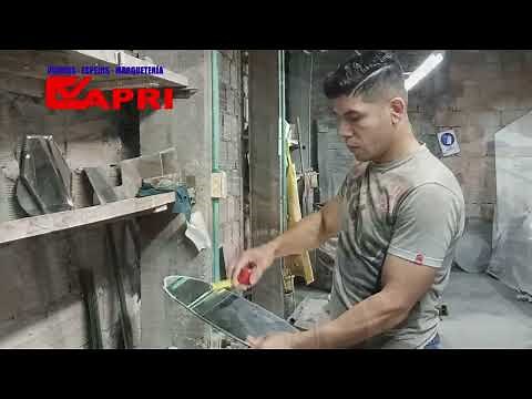 Biselado Manual de Vidrios y Espejos