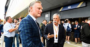 F1 commercial director Bratches to step down | RACER