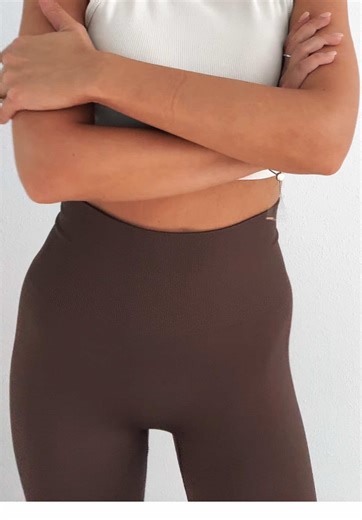 Mädels, diese Leggings sind ein Gamechanger! 🍑 Mit Bauchkontrolle & Push-up Effekt – perfekt fürs Training!