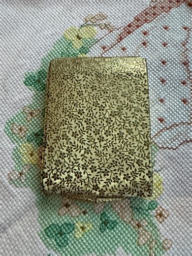 Max Factor 1960s Powder Compact With Mirror - Etsy