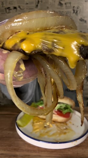 Enjoying the Ultimate Flying Dutchman Mukbang Experience