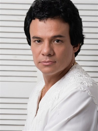 José José - El Amor Acaba Del álbum Secretos de 1983 #josejose #elamoracaba #foryou #musicaromantica #elprincipedelacancion