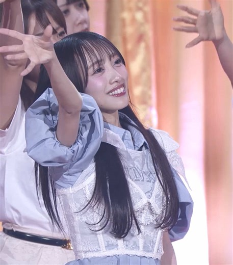 AKBは青春ですin武道館 大フィナーレの模様