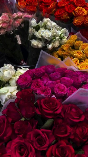 1000 Flowers Bouquet: A Stunning Floral Arrangement Idea