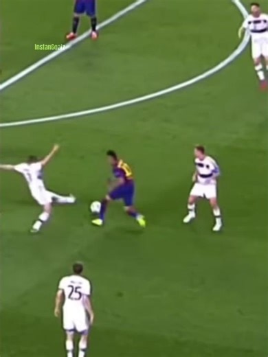 Neymar dribbling skills😱
