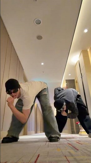 Another freeeeeeze | #YU #HYUI