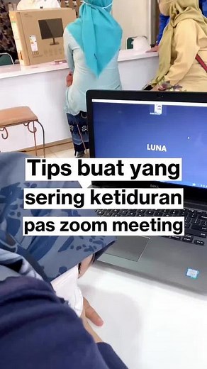 Trick ini bisa membantu kamu, para pengguna aplikasi zoom😁 Jangan lupa save dan share yaa😉 #hacks #tech #technology #windows #recommended #tipsandtricks #tips #laptop #laptoplifestyle #zoom #zoommeeting #zoomhacks #fyp #fypシ