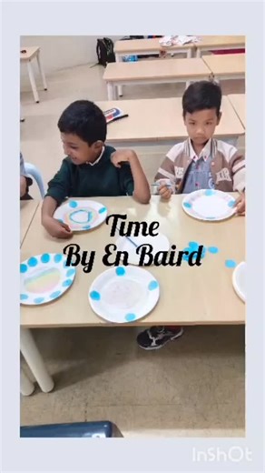 Learning Time with the Analogue Clock! Even though we live in a digital world, understanding how to read an analogue clock is still an important life skill. Students of Class En-Baird had fun making their own analogue clock ⏰ #qdeessetiawangsa #qdees #time #preschool #kindergarten #bestpreschool | Q-dees Setiawangsa | Facebook