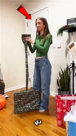 البنت دي بكت بسبب المفاجأة 😱😳 #shorts