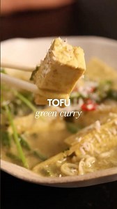 Thai green tofu curry