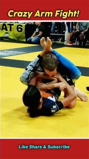 Girl Almost Submits Boy | Bjj Batle