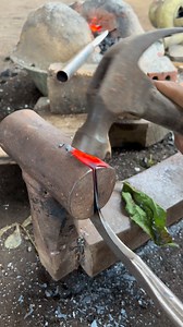 5.2K reactions · 12 shares | A quick and easy technique for creating a rubber tree sap harvesting tool using only a claw hammer. The result is neat and ready to use #fblifestyle #blacksmith #blacksmithing #usa | Sulaiman | Facebook