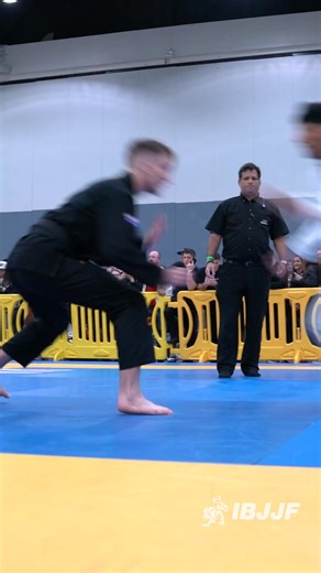 Keven Carrasco is signed up for the 2025 Jiu Jitsu Con and we cannot wait to see him back in action! The 2025 Jiu Jitsu Con takes place August 28-30 at the Las Vegas Convention Center!!! | International Brazilian Jiu-Jitsu Federation