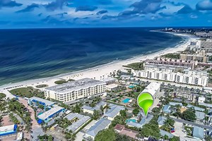 Sarasota Vacation Rental | Beach Club | Heated Pool | Walk to Beach with Gated Access Poolside | Updated | Ready to book! | Beach Club | Condo Rental