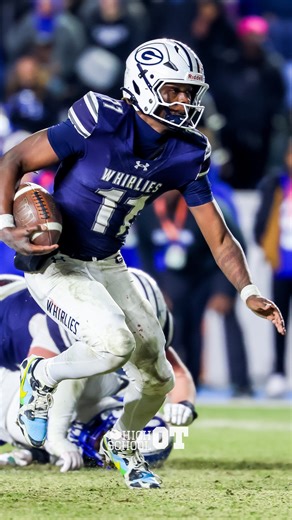 HighSchoolOT.com on Instagram: "Two of North Carolina's top quarterbacks are going punch-for-punch. We've got a one-score game as the 7A state championship moves into the second half. Live updates on HighSchoolOT.com."