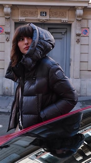 Parisian rhythm. Timeless stride. #Blauer #FallWinter025
