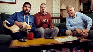 Gogglebox - Series 15: Episode 9 | Channel 4