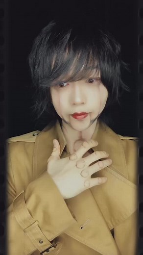 「この子が欲しいわ」少女が一目惚れしたその人形は、首元のボタンを押すと狂ったように動き始めた。「ふふふ、私と過ごせるのがそんなに嬉しいのね」人形の必死の訴えは、少女には届かない#foryou #foryoupage #japan #japanese