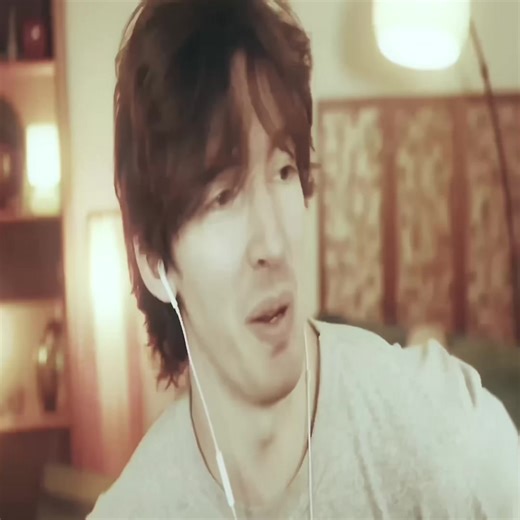 I have to go back to school on Monday omg bro💔💔 #albertaretz #flamingoedit #viral #fyp #edit original content Albert aretz flamingo YouTube Roblox fyp viral edit vsp