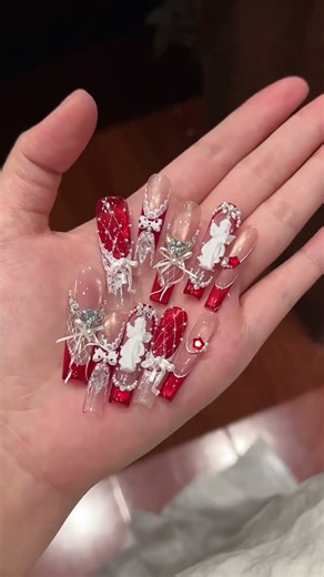 Diy christmas nails