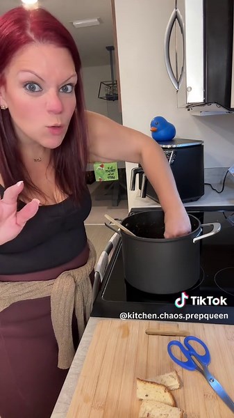 Can just be me?? #dinnerideas #girldinner #fyp #leftovers #momlife