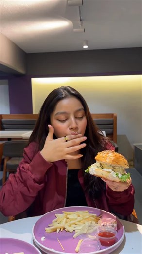 The Waffle Bar Cafe on Instagram: "Reposted by @fee.food.fun"