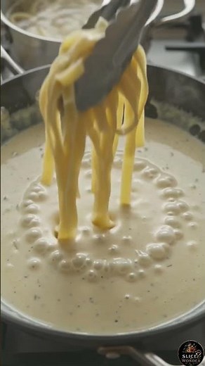 Creamy Garlic Butter Parmesan Pasta 🤤 | Easy Restaurant-Style Pasta Recipe || #UsaShorts #Pasta