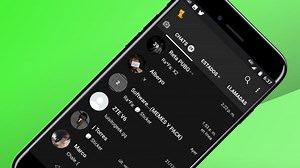 Así es el modo oscuro de WhatsApp